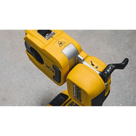 DEWALT 18V XR Brushless Copper Tubing Cutter close up image showing pivoting head