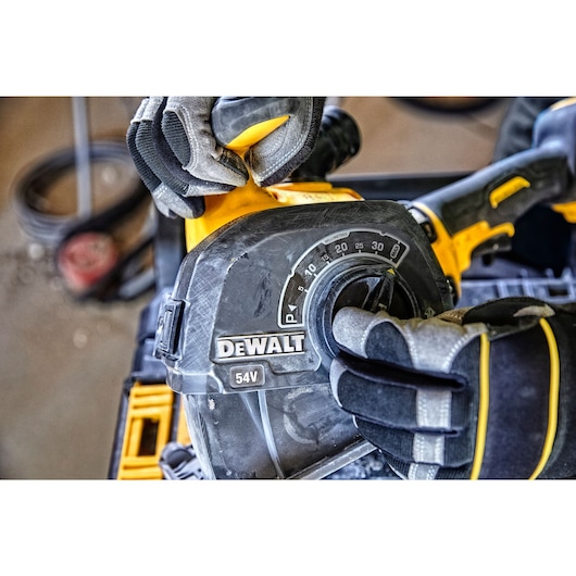 Rainureuse à béton XR Flexvolt 54V 2x 2Ah Li-Ion Brushless Rainureuse à béton XR Flexvolt 54V 2x 2Ah Li-Ion Brushless