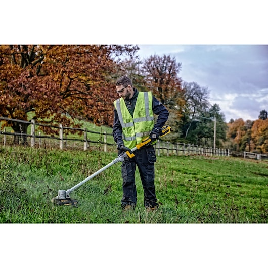 18V XR Grastrimmer (zonder accu en lader) 18V XR Grastrimmer (zonder accu en lader)