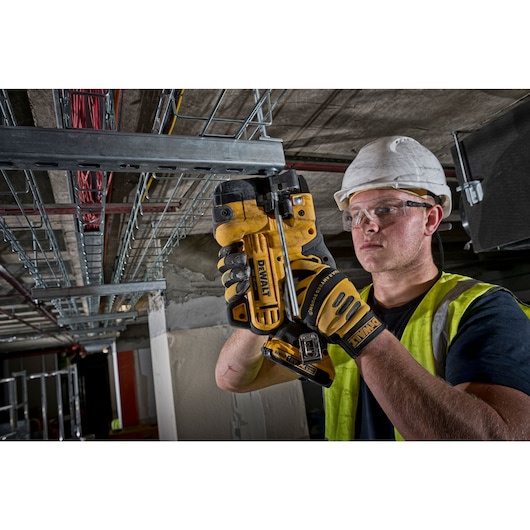 18V XR Draadeindknipper in TSTAK koffer (zonder accu/lader) 18V XR Draadeindknipper in TSTAK koffer (zonder accu/lader)