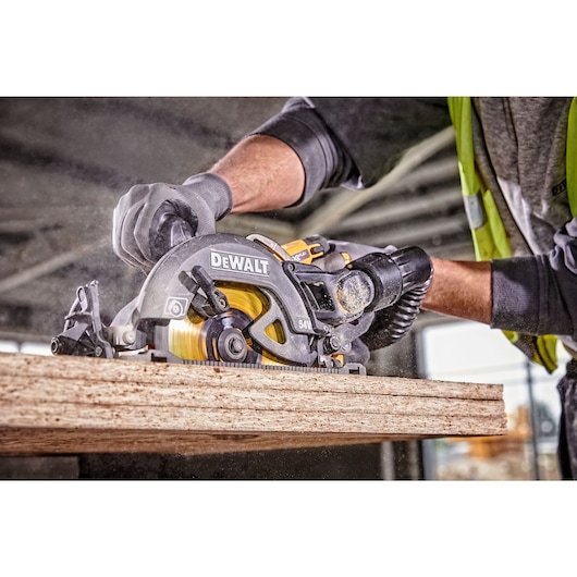 54V XR FLEXVOLT Scie circulaire construction 190mm (alésage losange) 54V XR FLEXVOLT Scie circulaire construction 190mm (alésage losange)