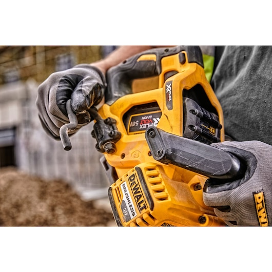 54V XR FLEXVOLT Scie circulaire construction 190mm (alésage losange) 54V XR FLEXVOLT Scie circulaire construction 190mm (alésage losange)