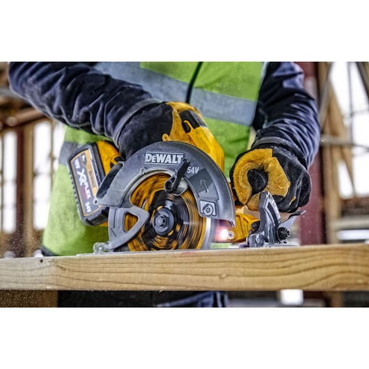 54V XR FLEXVOLT Scie circulaire 190mm en coffret TSTAK - sans accu ni chargeur 54V XR FLEXVOLT Scie circulaire 190mm en coffret TSTAK - sans accu ni chargeur