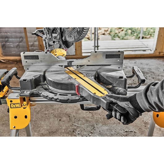 54v XR FLEXVOLT 305mm Mitre Saw close up of mitre adjustment 54v XR FLEXVOLT 305mm Mitre Saw close up of mitre adjustment