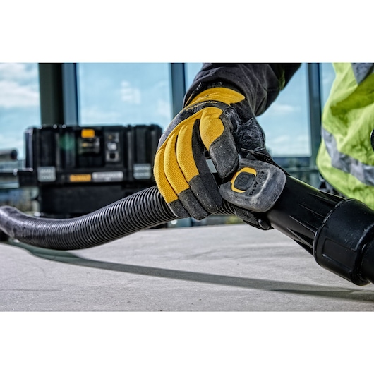 ASPIRATEUR TSTAK XR FLEXVOLT 54V 2AH LI-ION BRUSHLESS EAU ET POUSSIÈRES CLASSE M ASPIRATEUR TSTAK XR FLEXVOLT 54V 2AH LI-ION BRUSHLESS EAU ET POUSSIÈRES CLASSE M