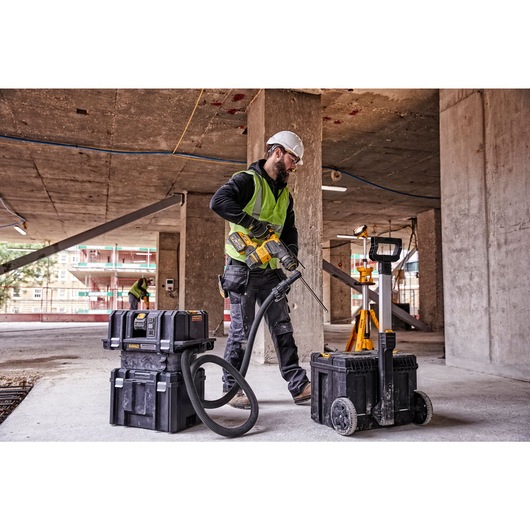 ASPIRATEUR TSTAK XR FLEXVOLT 54V 2AH LI-ION BRUSHLESS EAU ET POUSSIÈRES CLASSE M ASPIRATEUR TSTAK XR FLEXVOLT 54V 2AH LI-ION BRUSHLESS EAU ET POUSSIÈRES CLASSE M