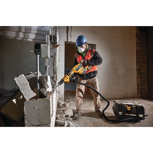 ASPIRATEUR TSTAK XR FLEXVOLT 54V 2AH LI-ION BRUSHLESS EAU ET POUSSIÈRES CLASSE M ASPIRATEUR TSTAK XR FLEXVOLT 54V 2AH LI-ION BRUSHLESS EAU ET POUSSIÈRES CLASSE M
